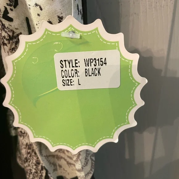 NWT Floral Black and White Women's Pants Size L - Picture 3 of 5